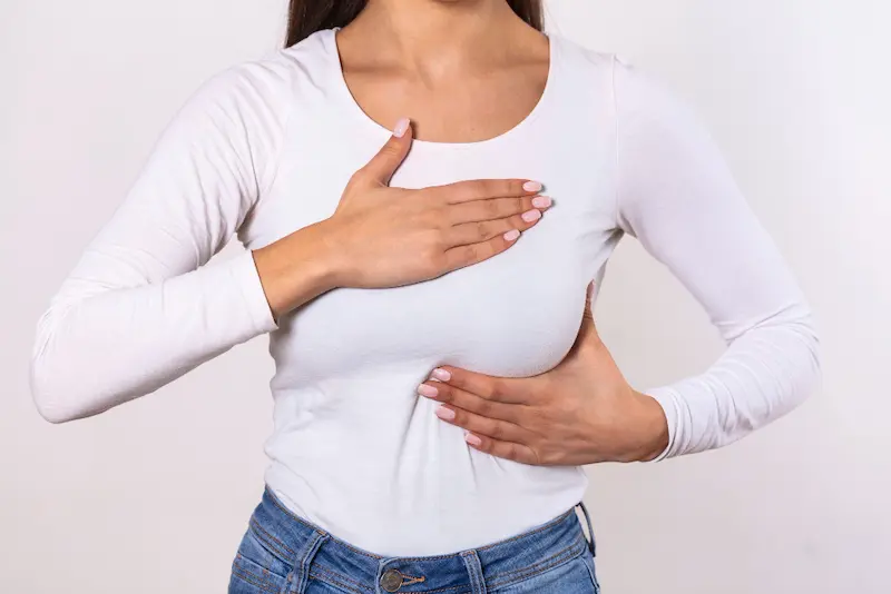 Mamelon qui se rétracte : faut-il s’inquiéter et quels examens faire ? Mamelon qui se rétracte : faut-il s’inquiéter et quels examens faire ?